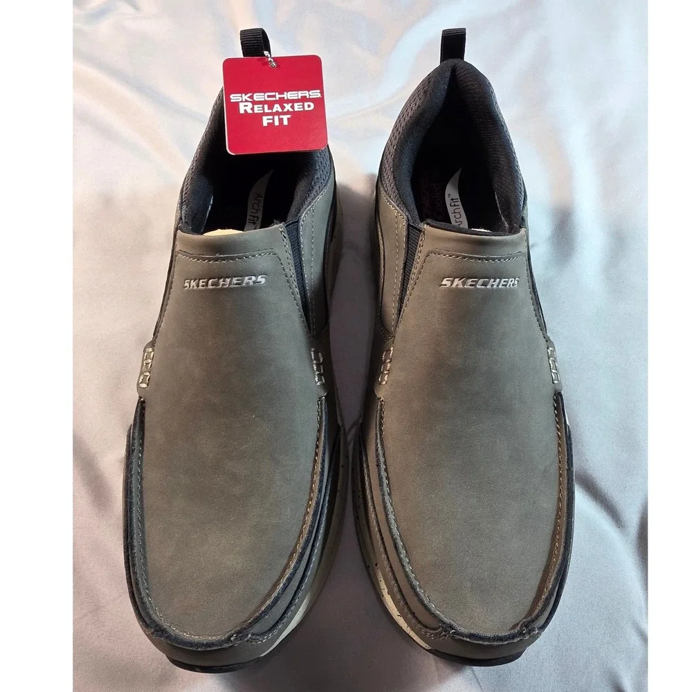 Skechers Arch Fit Relaxed Fit Leather Gorson Mens 10 Slip On Shoes NEW